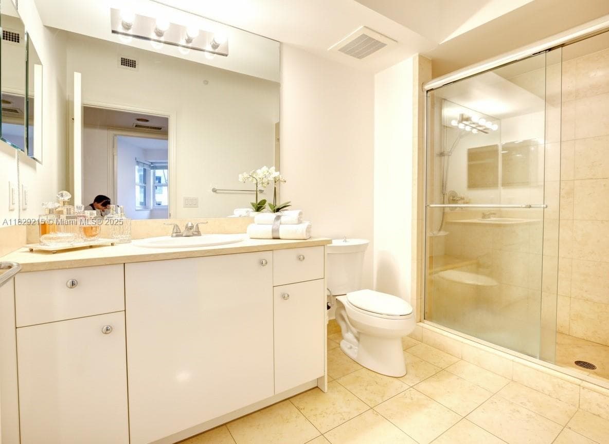 TURNBERRY VILLAGE SO TOWE · #216 in Aventura - Photo 10