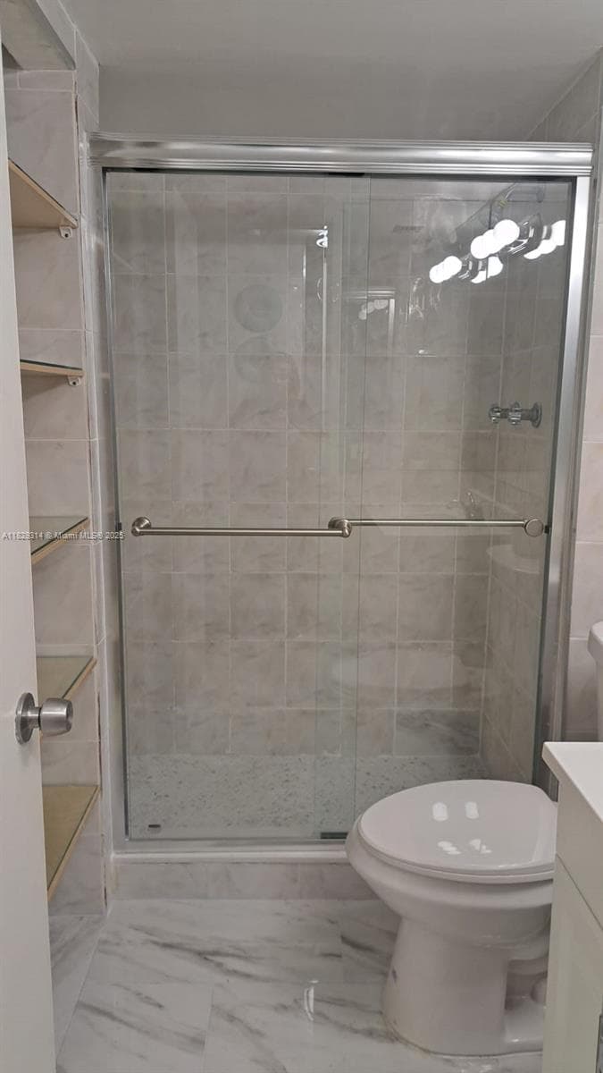 BUCKLEY TOWERS CONDO - WE · #402W in Miami - Photo 8