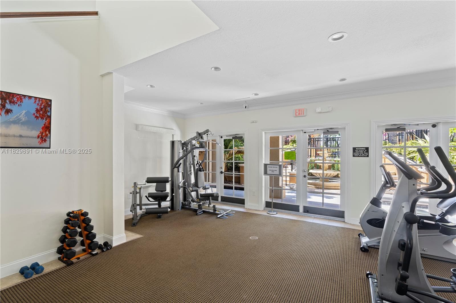 2811 NE 185th St #804 photo 28