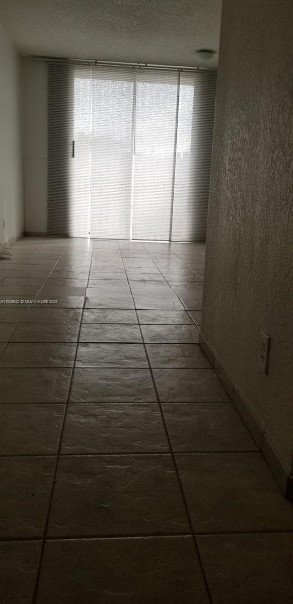 GOLDEN GATE APARTMENTS · #302 in Miami - Photo 7