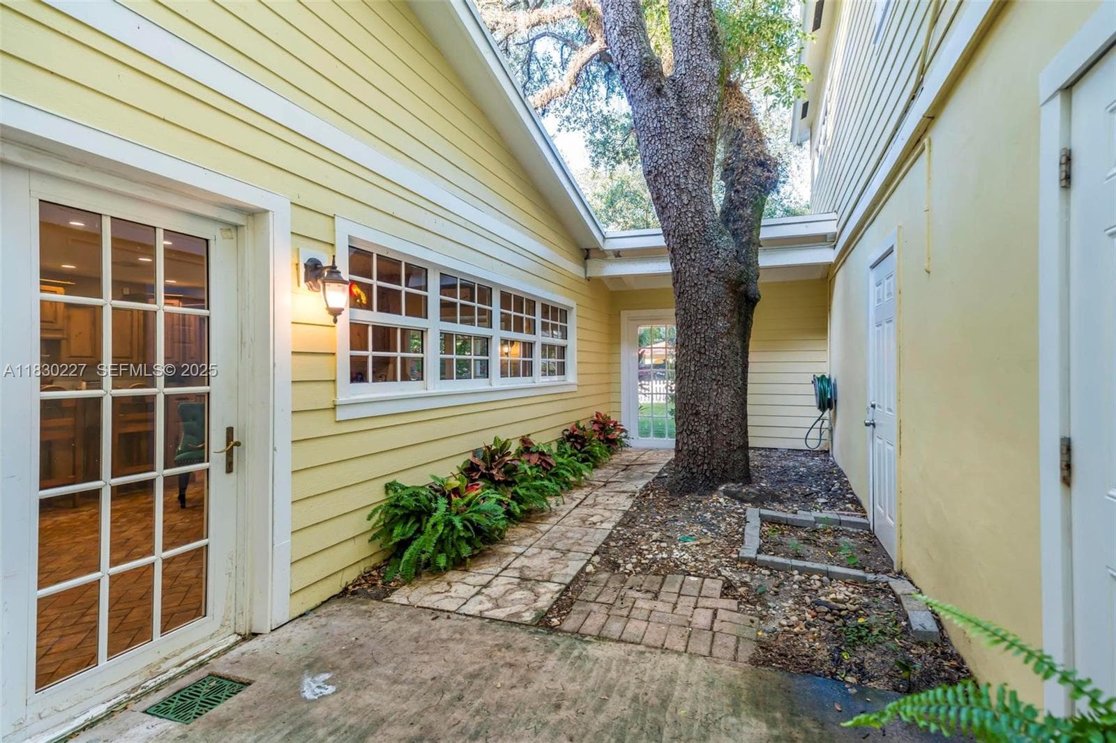 2221 SW 28th Way photo 62