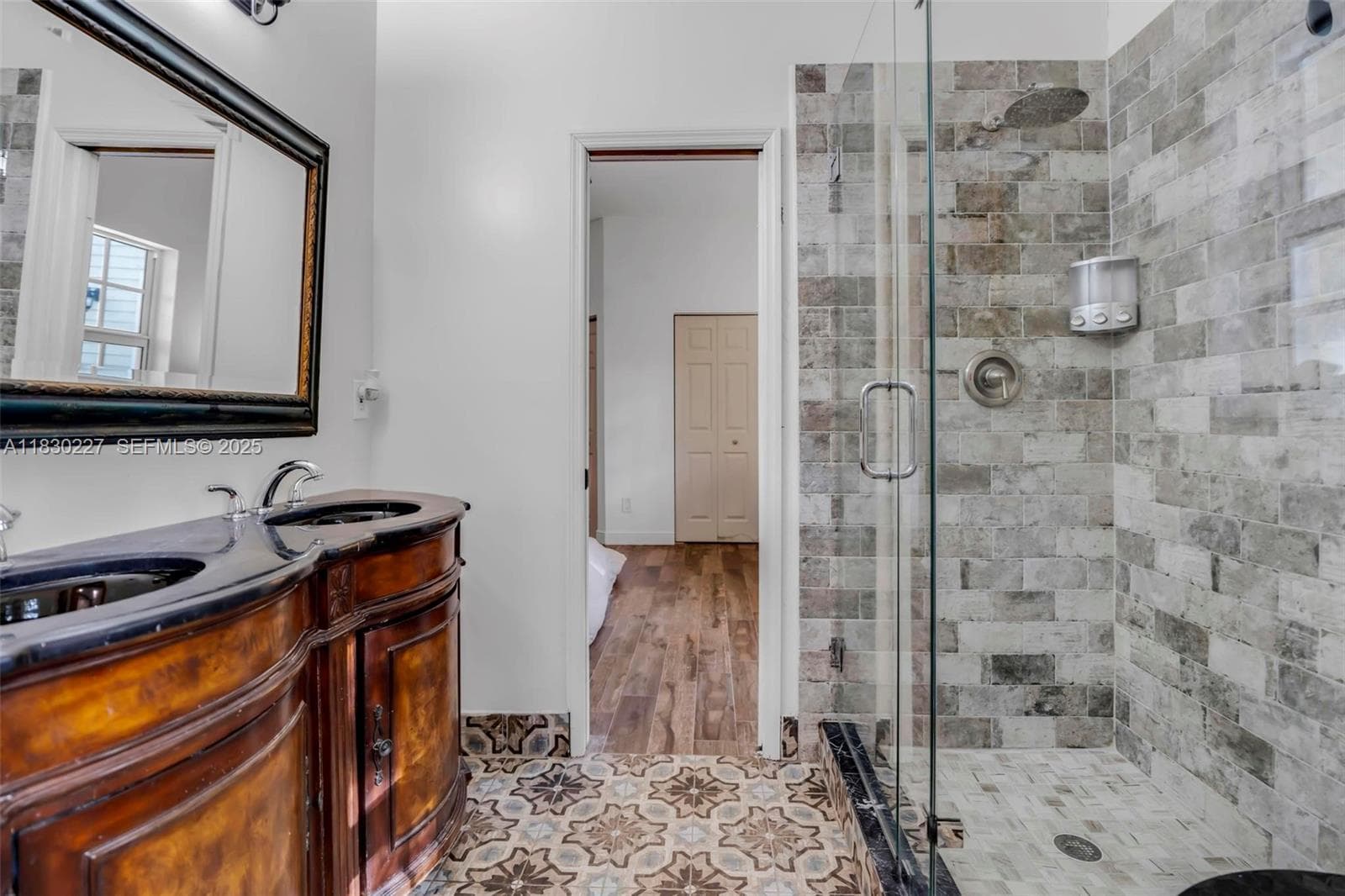 2221 SW 28th Way photo 34