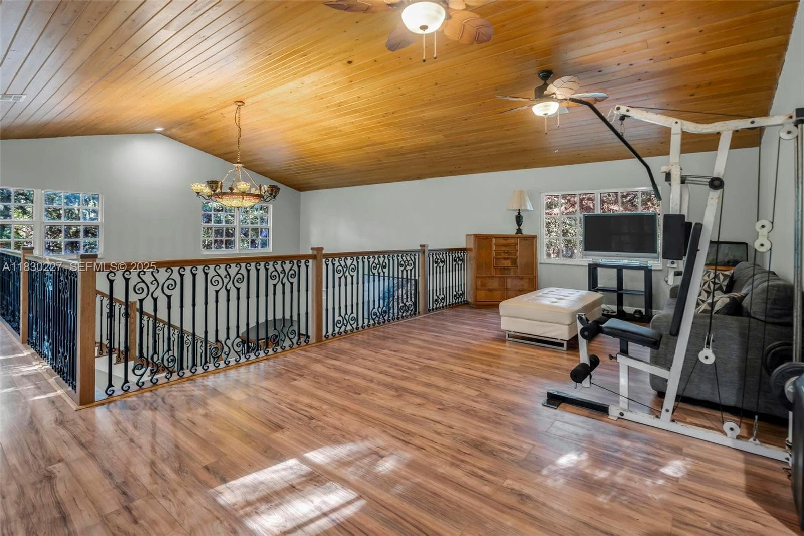 2221 SW 28th Way photo 40