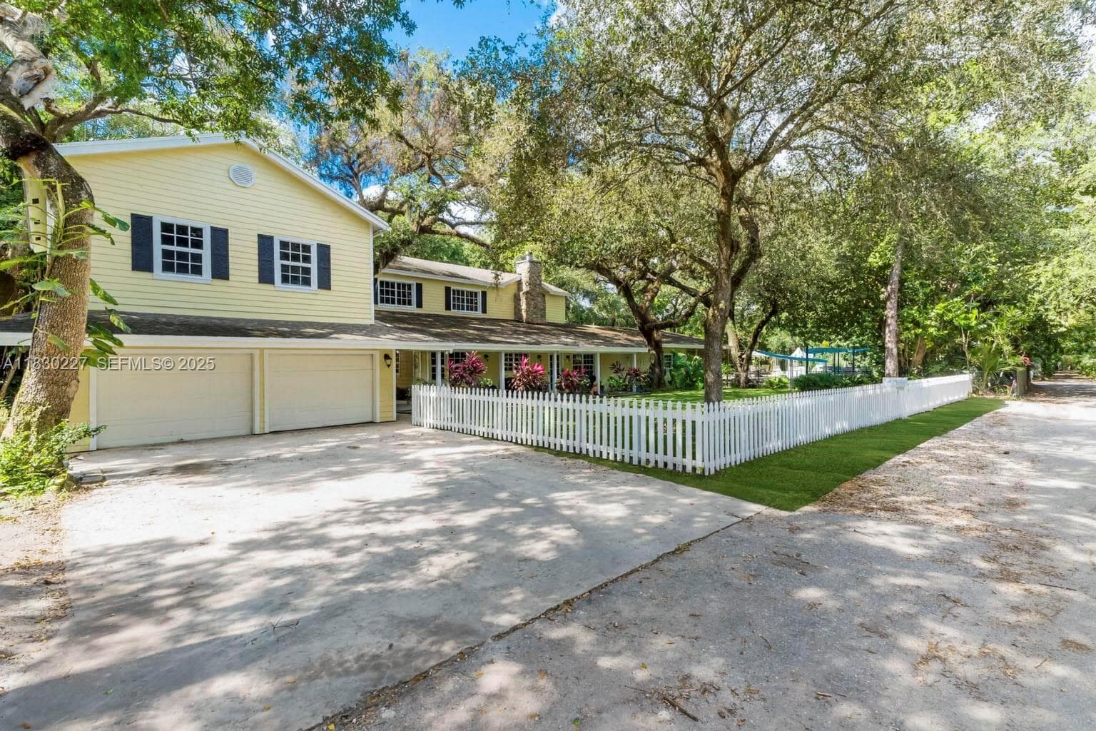 2221 SW 28th Way photo 70