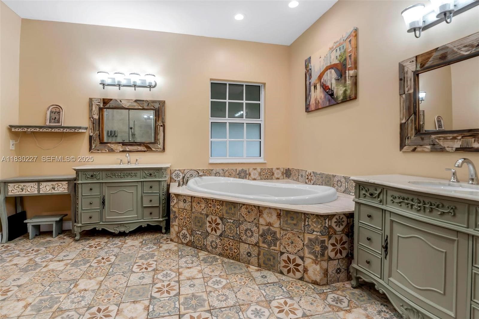 2221 SW 28th Way photo 25