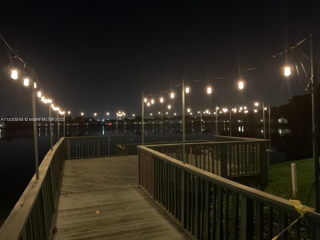 summer lake · #104 in Oakland Park - Photo 16