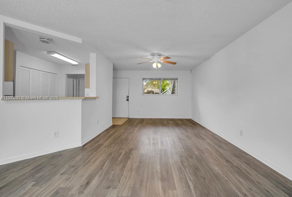 summer lake · #104 in Oakland Park - Photo 3