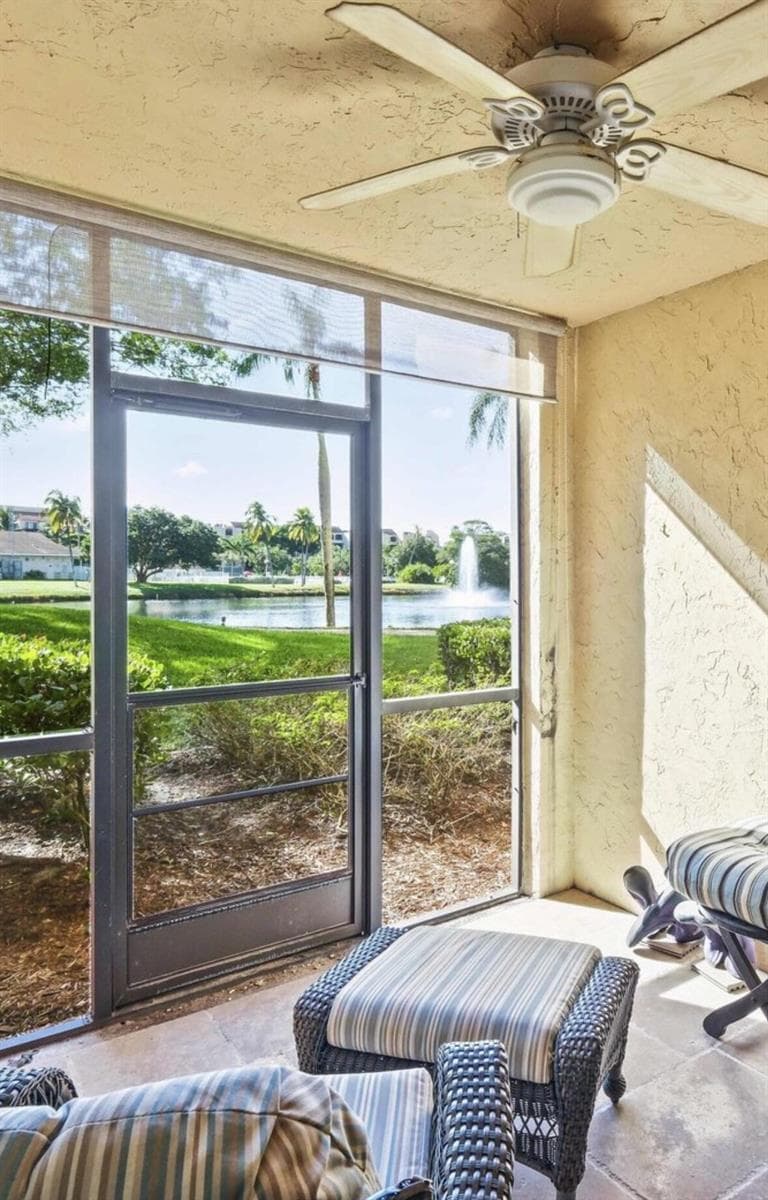 SCREENED PORCH
