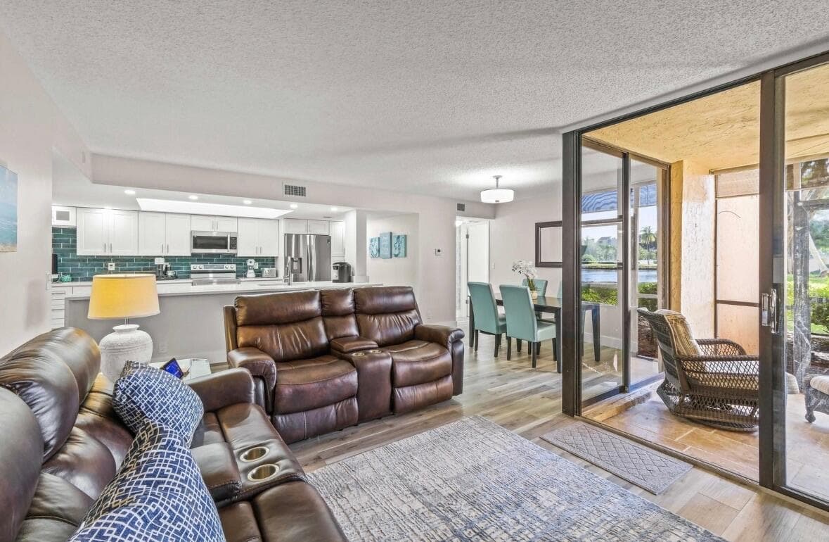 GREAT ROOM