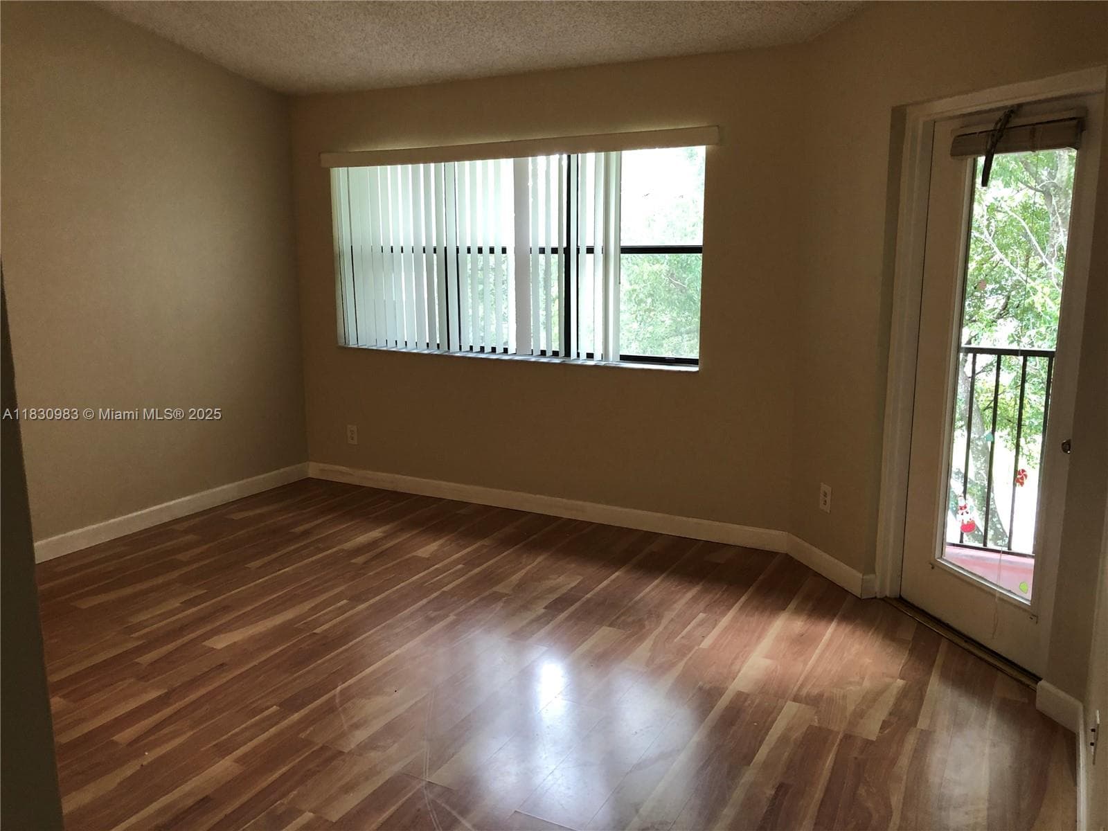 HOLLYWOOD PARC · #33-2 in Hollywood - Photo 6
