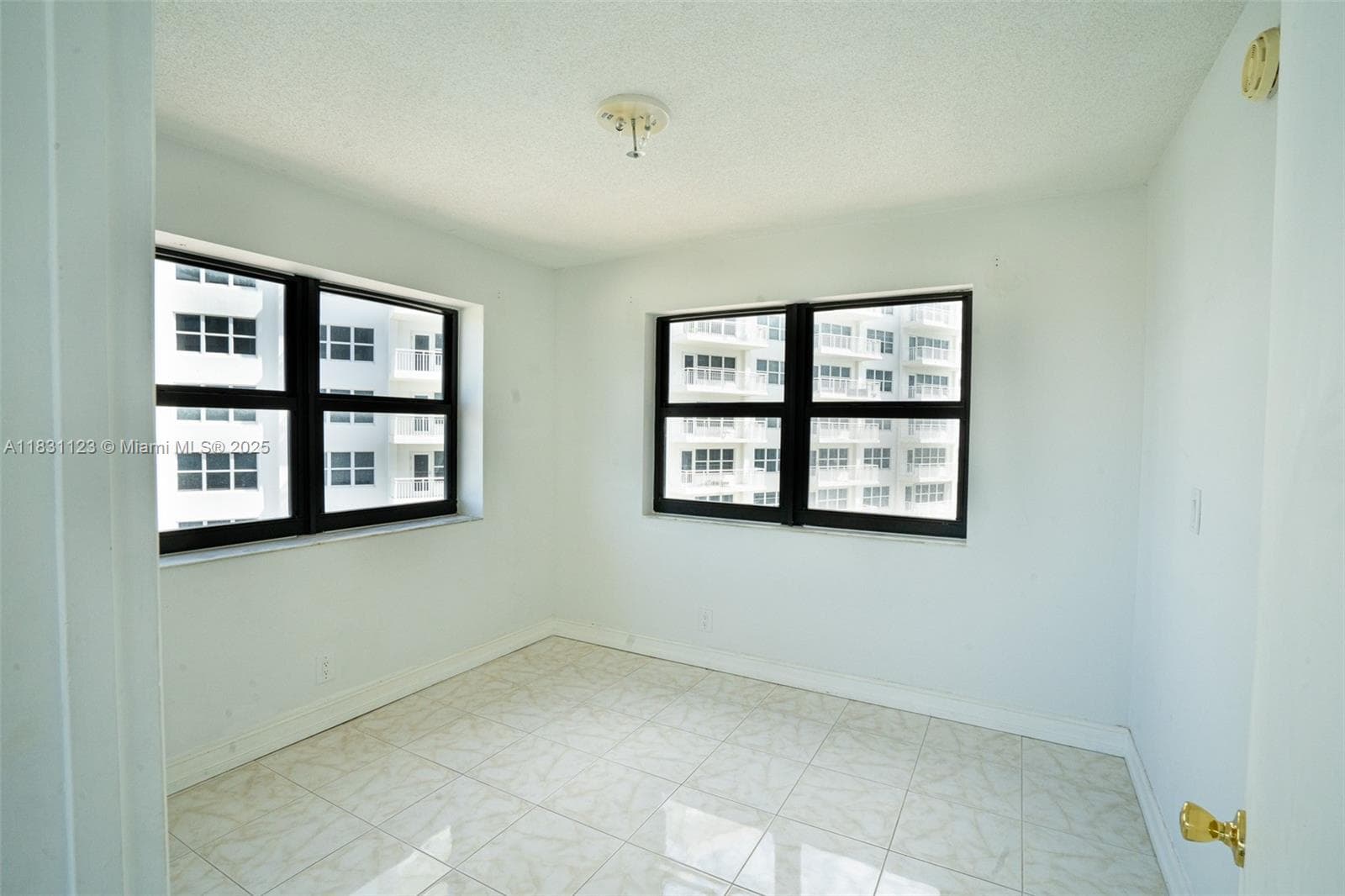 GALT OCEAN CLUB CONDO · #1215 in Fort Lauderdale - Photo 6