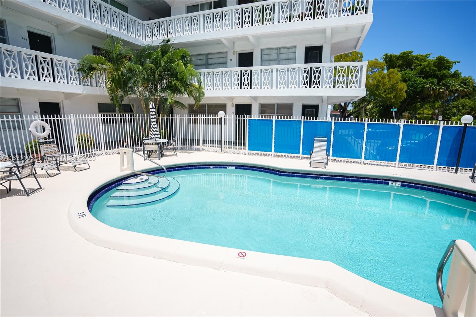 LONGWOOD HOUSE CONDO · #303 in North Miami - Photo 2