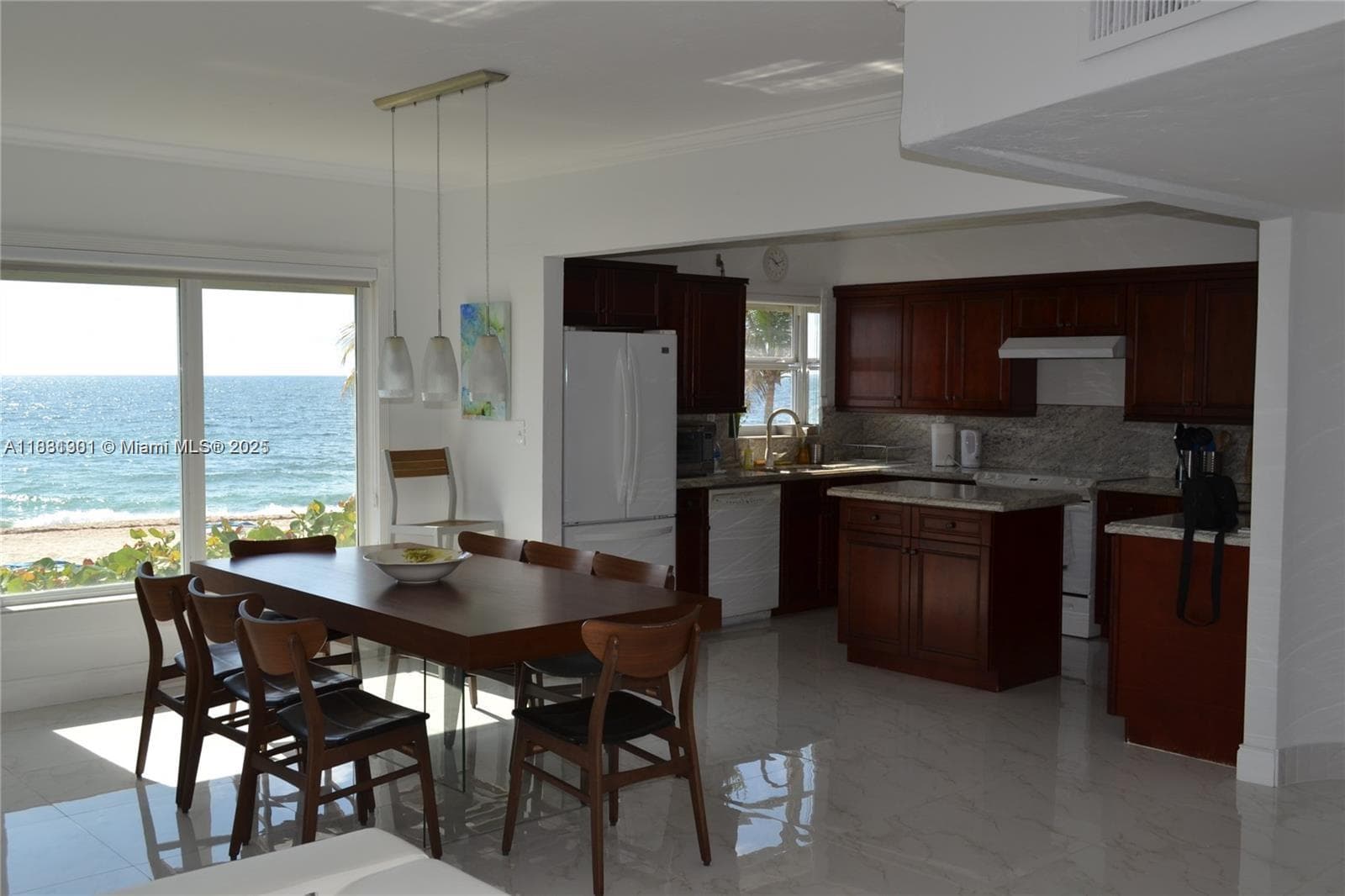 REGENCY TOWER CONDO · #111 in Fort Lauderdale - Photo 36