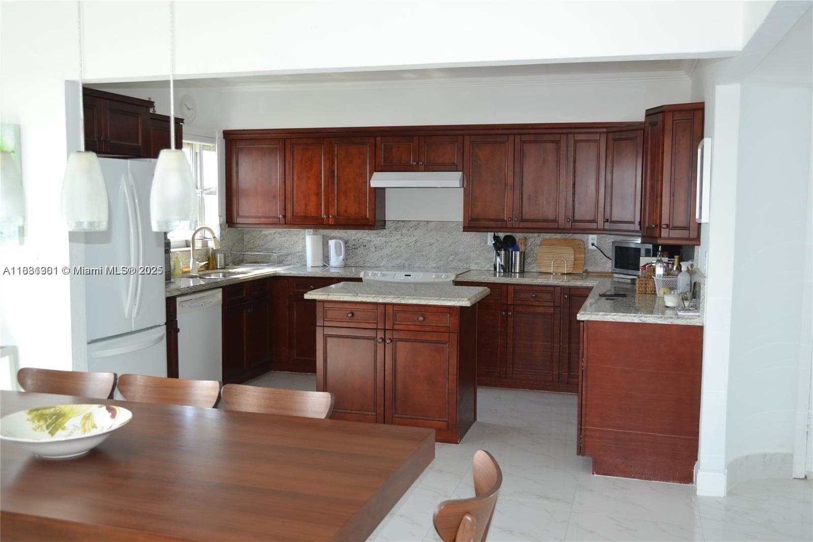 REGENCY TOWER CONDO · #111 in Fort Lauderdale - Photo 34