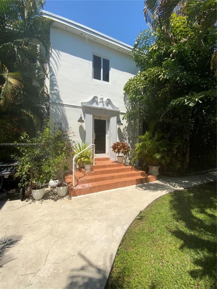 ANTHONY GARDENS CONDO · #74D in Bay Harbor Islands - Photo 3