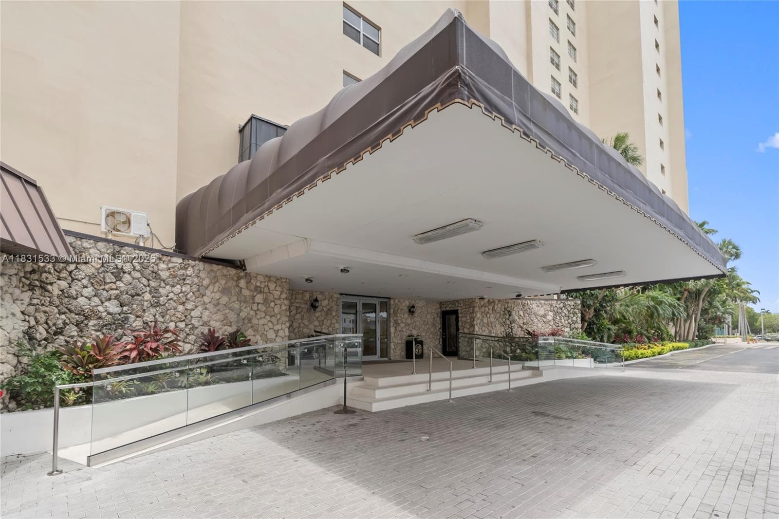 JOCKEY CLUB CONDO · #21B in Miami - Photo 52