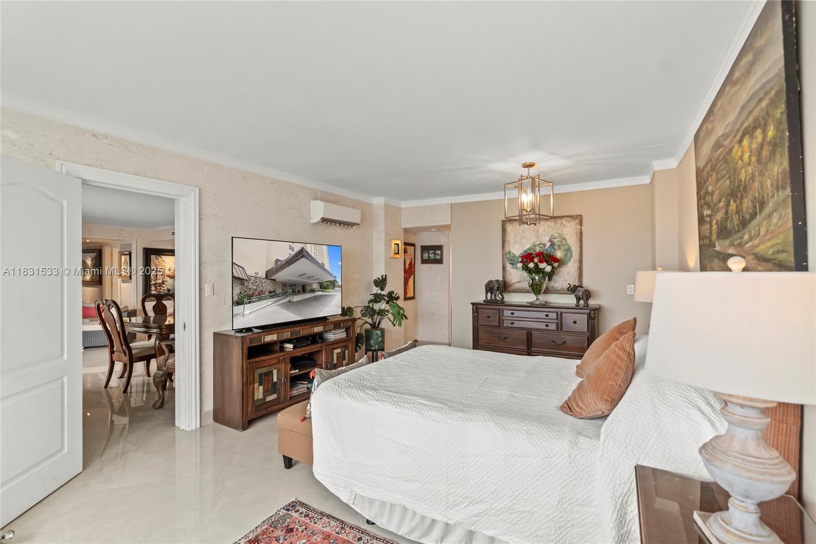 Second bedroom