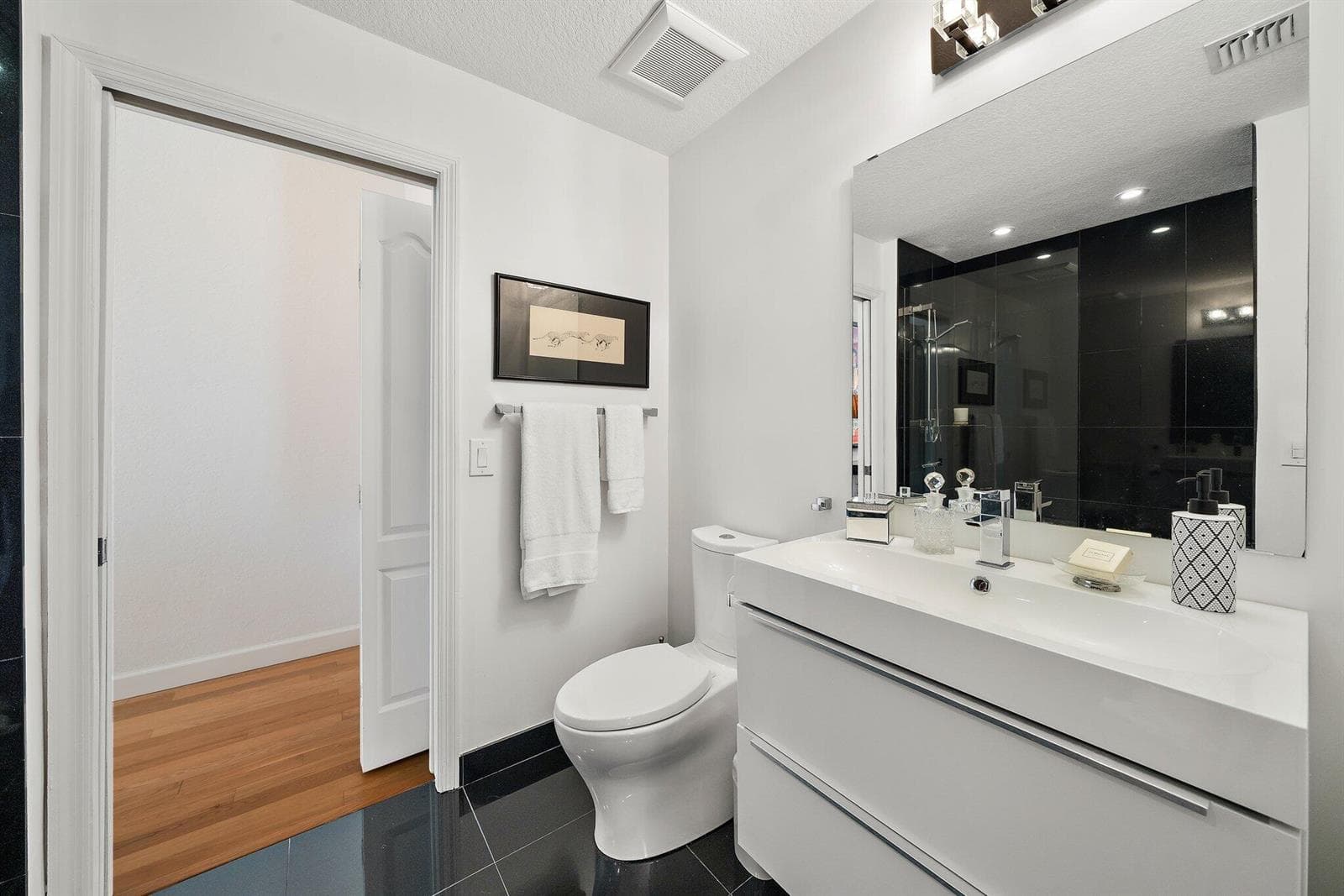 021-11011LegacyLn306-PalmBeachGardens-FL