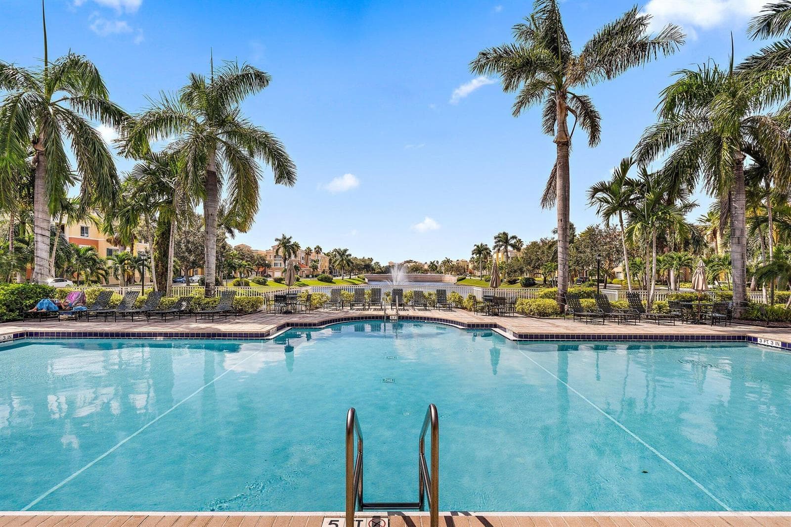 042-11011LegacyLn306-PalmBeachGardens-FL