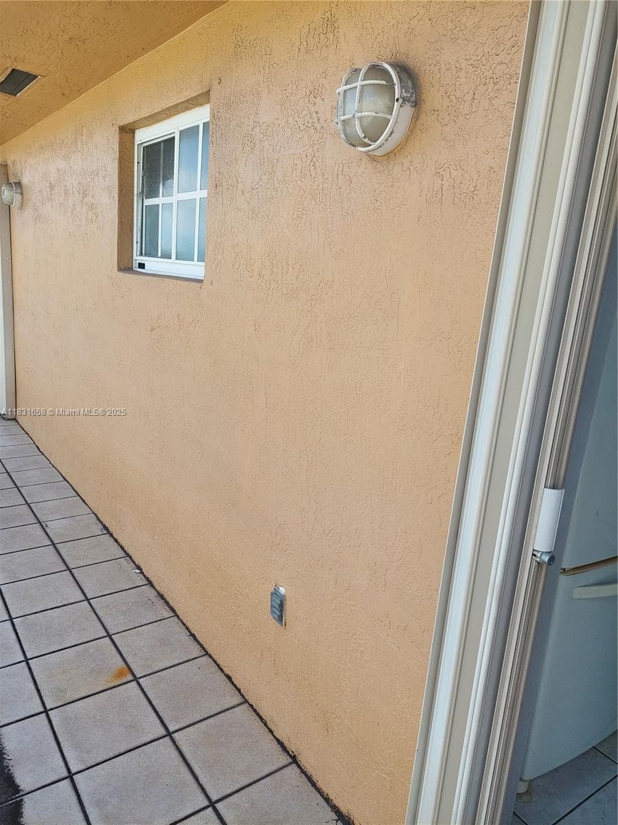 WEST PALM VILLAS III COND · #203 in Hialeah - Photo 2