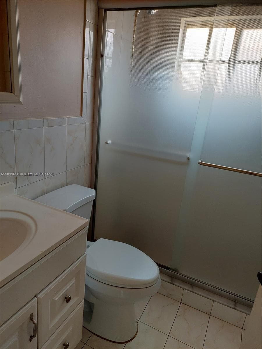WEST PALM VILLAS III COND · #203 in Hialeah - Photo 6
