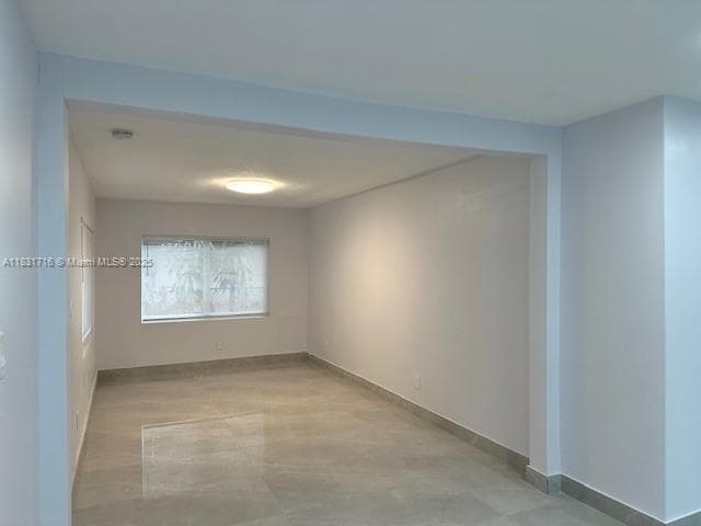 42 SE 10th Ter photo 10