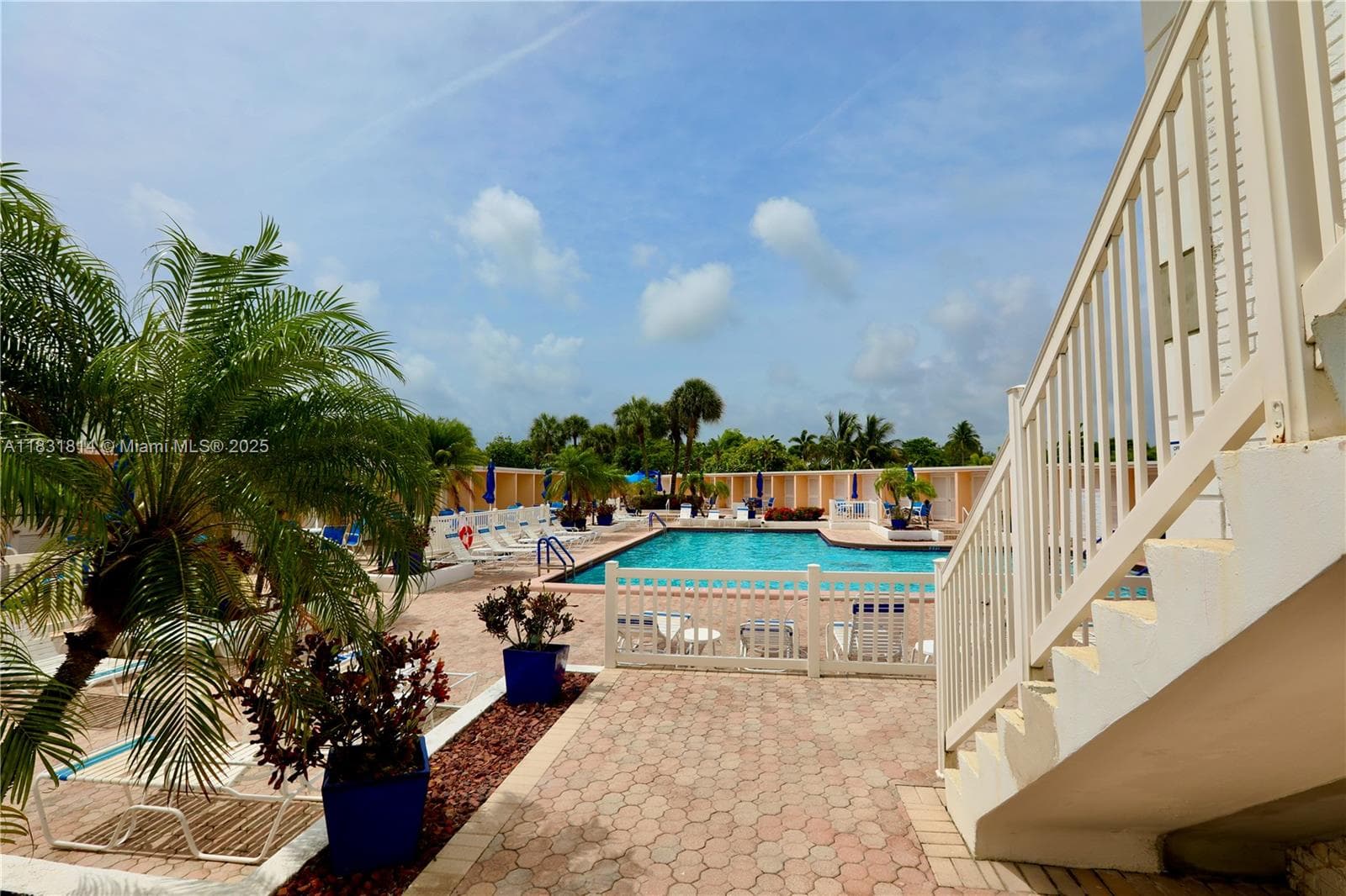 IMPERIAL POINT COLONNADES · #806 in Fort Lauderdale - Photo 32