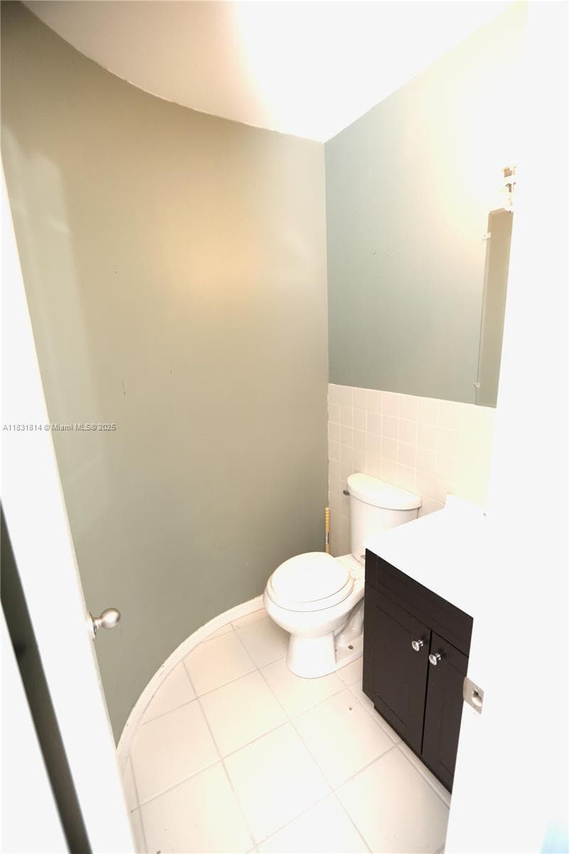 IMPERIAL POINT COLONNADES · #806 in Fort Lauderdale - Photo 10