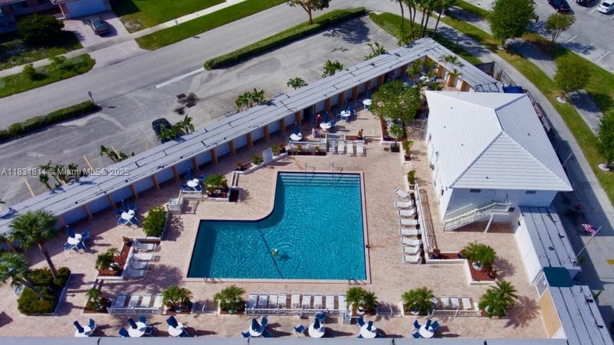 IMPERIAL POINT COLONNADES · #806 in Fort Lauderdale - Photo 29