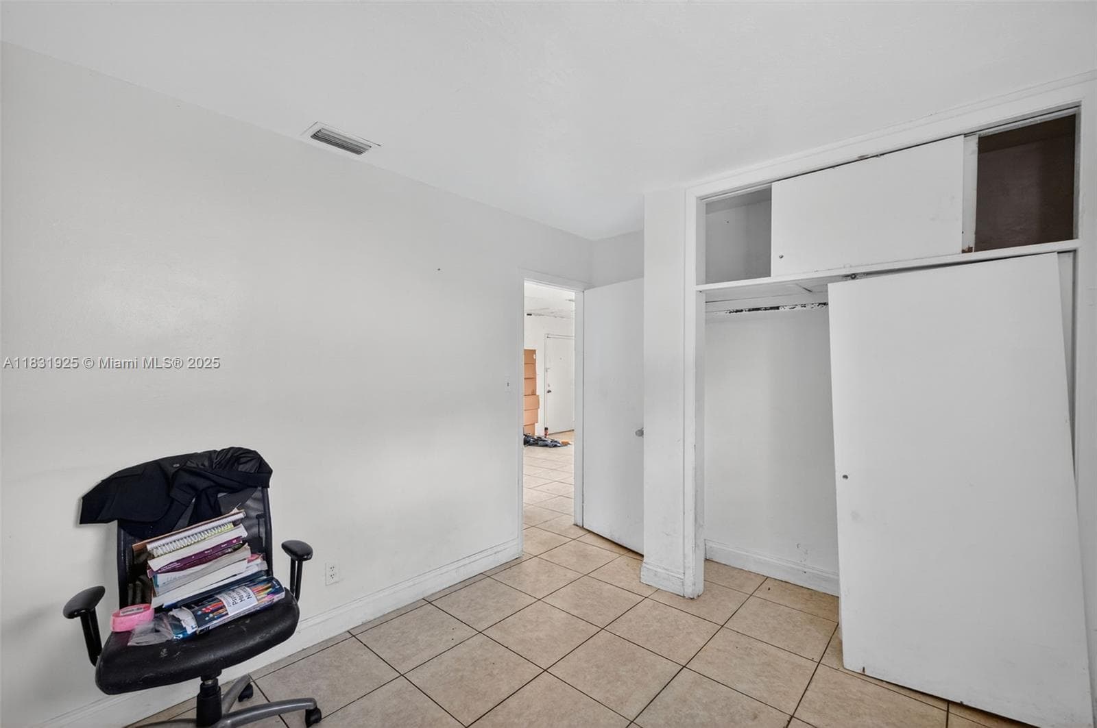 2779 NW 9th Pl photo 22