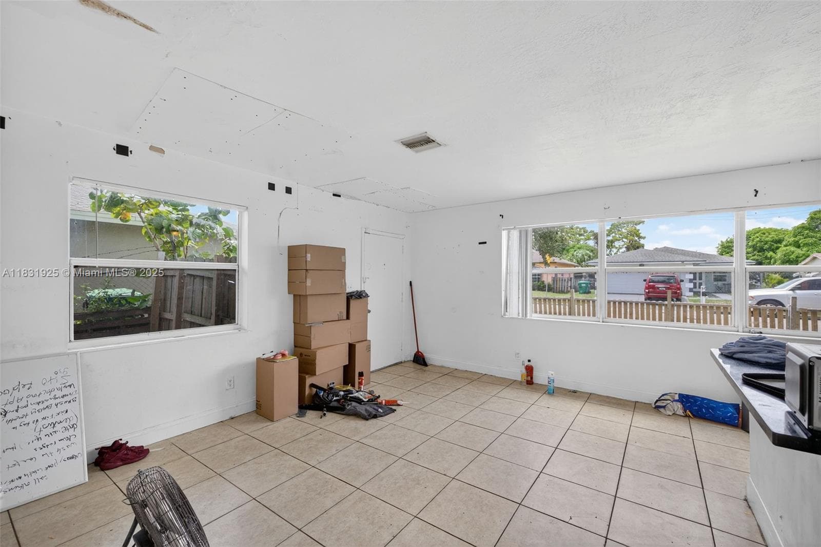 2779 NW 9th Pl photo 7