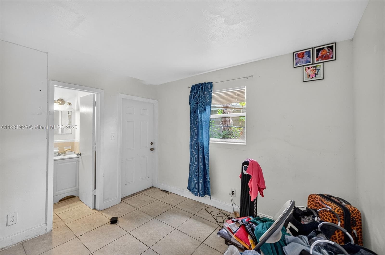 2779 NW 9th Pl photo 24