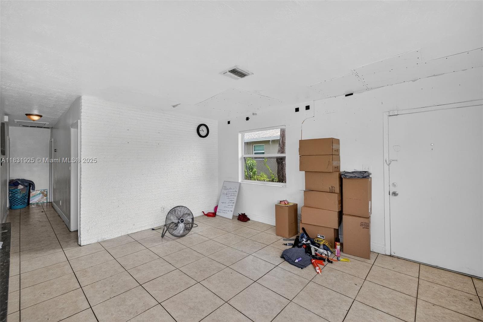 2779 NW 9th Pl photo 8