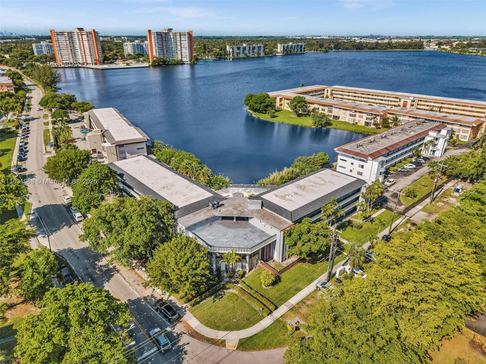 Second Forum Condominium · #C104 in Miami - Photo 32