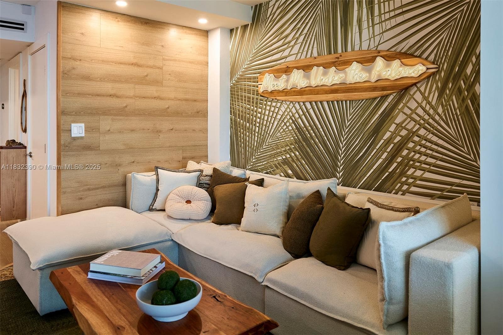 Roney Palace · #1429 in Miami Beach - Photo 4