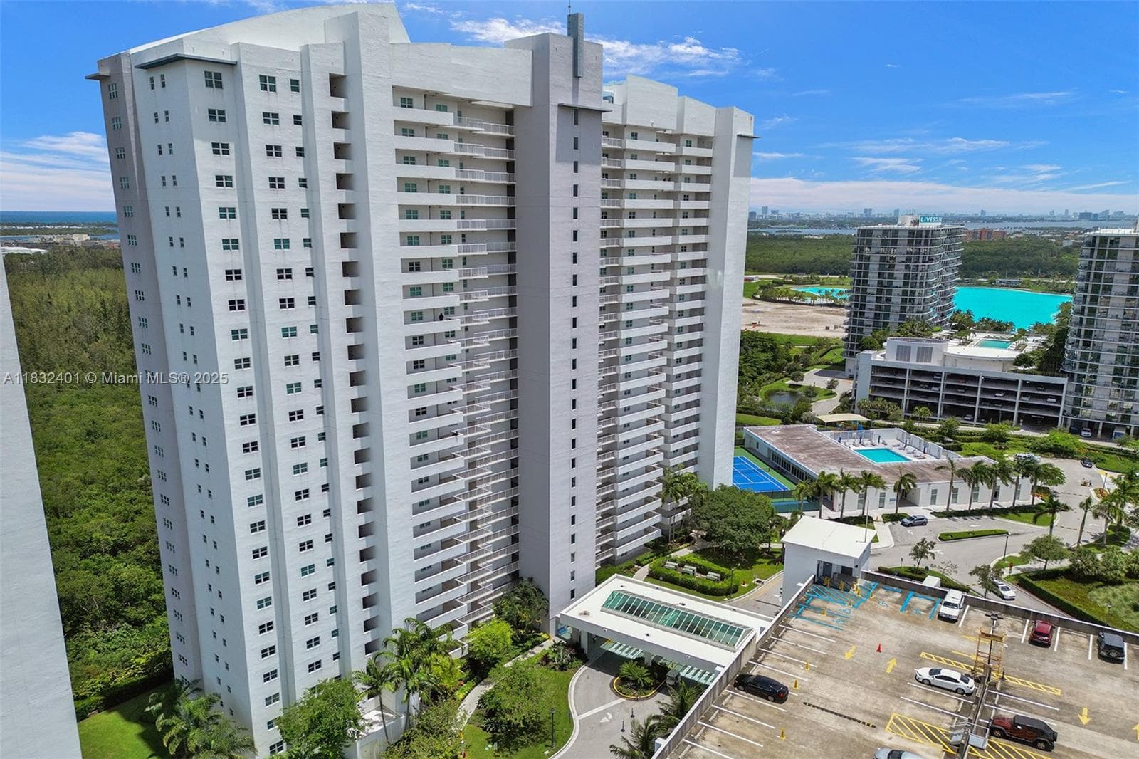 THE OAKS I CONDO · #806 in North Miami - Photo 52