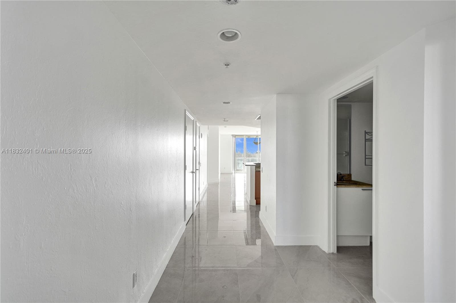 THE OAKS I CONDO · #806 in North Miami - Photo 17