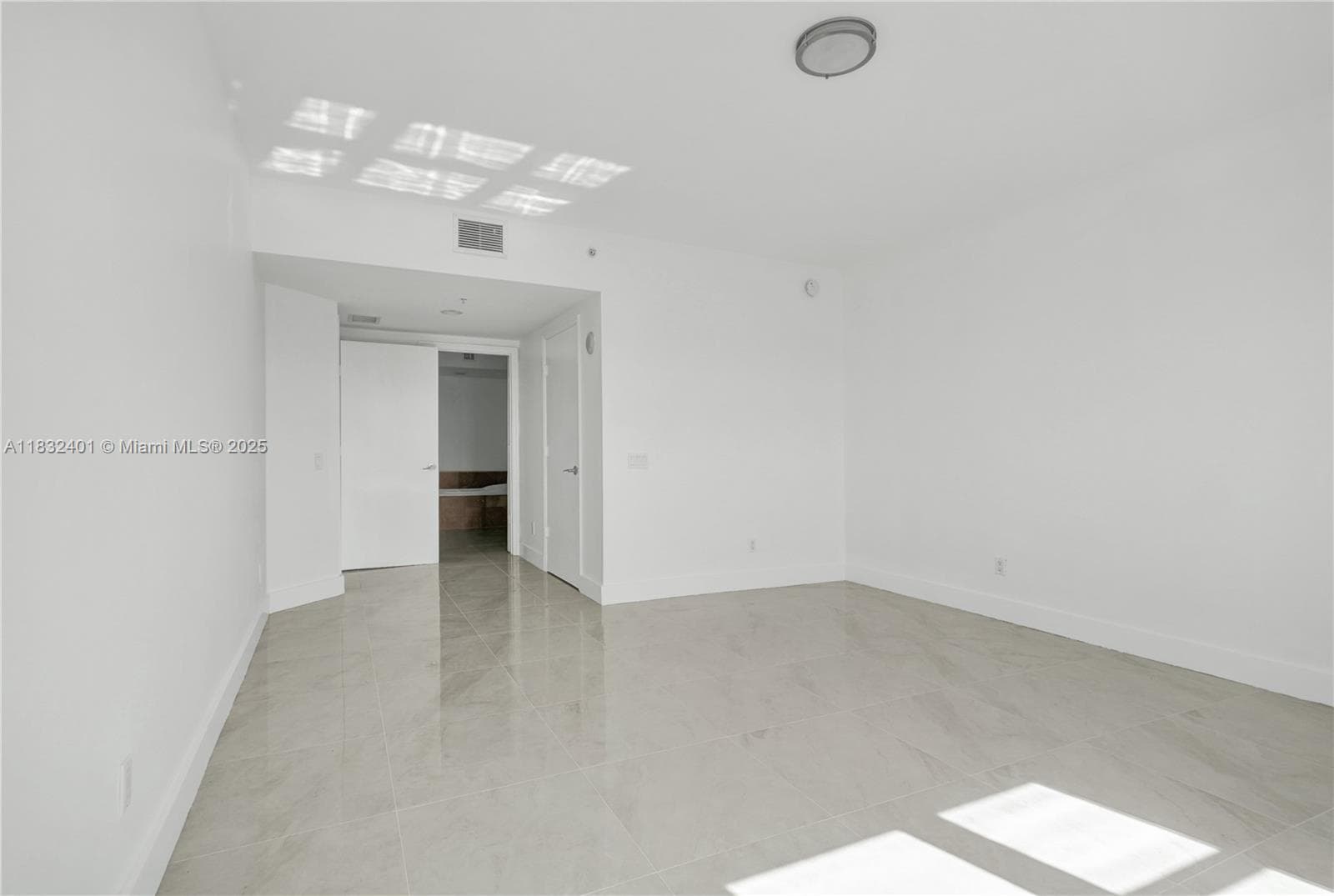 THE OAKS I CONDO · #806 in North Miami - Photo 32