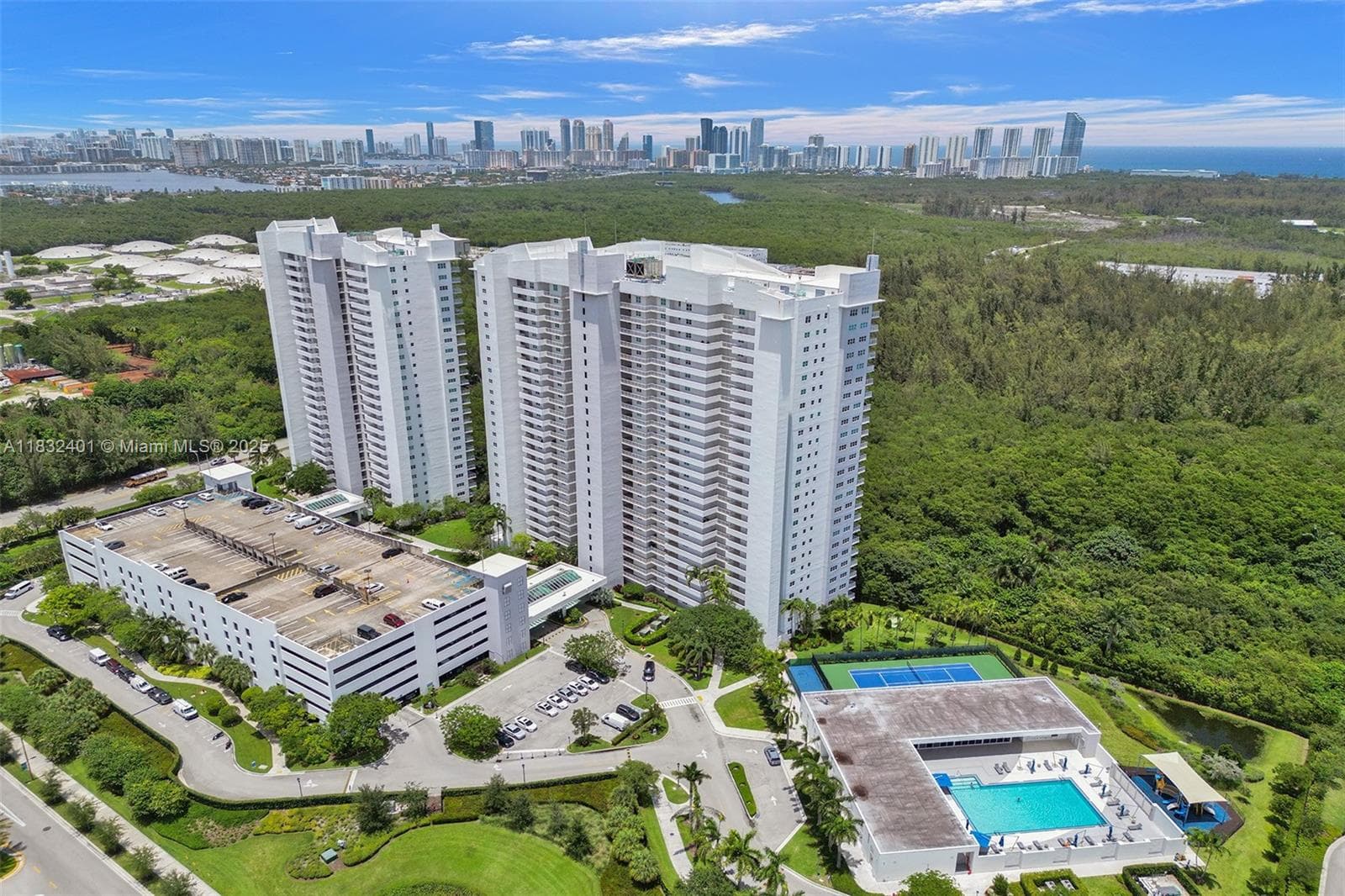 THE OAKS I CONDO · #806 in North Miami - Photo 54