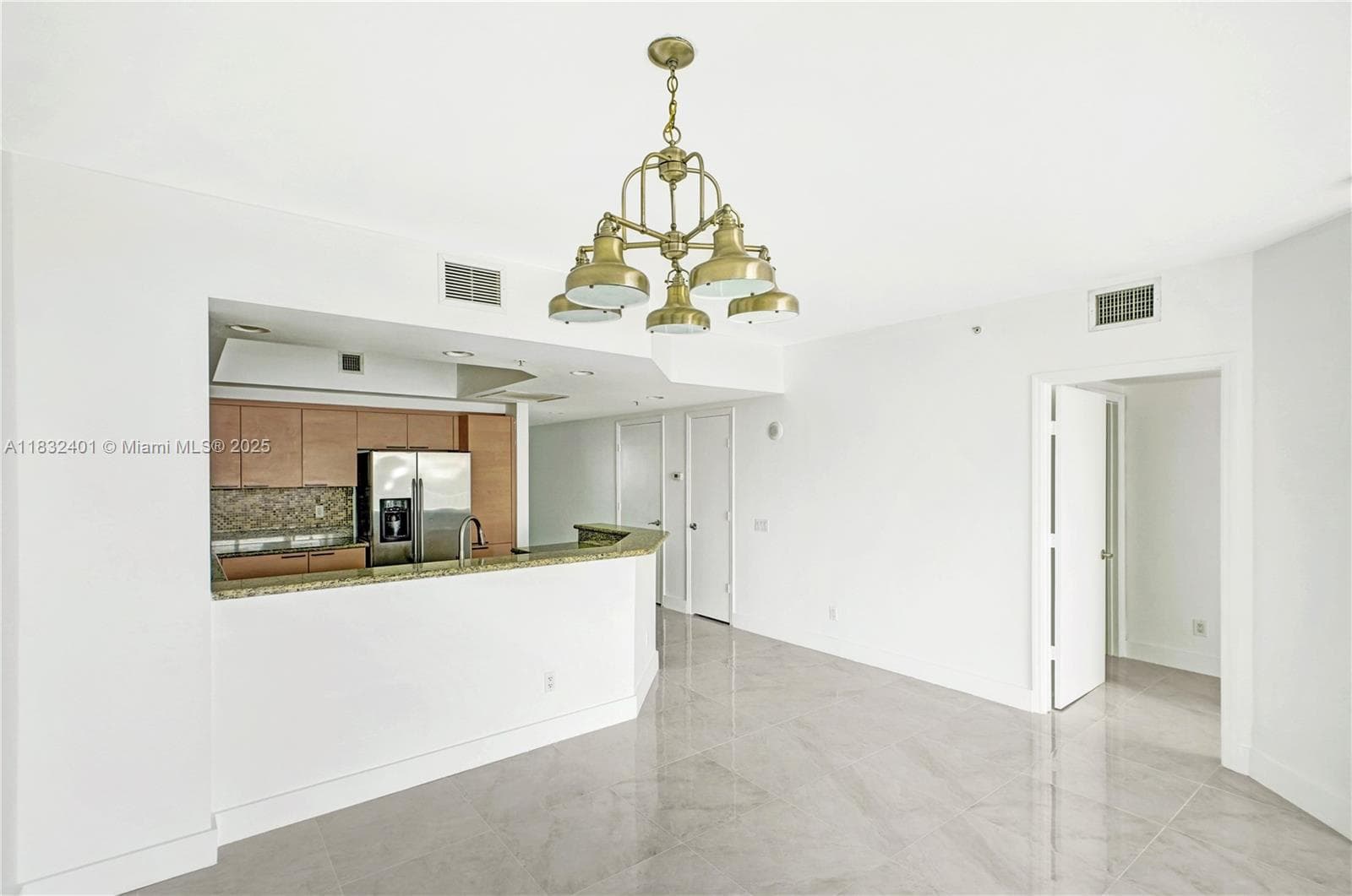 THE OAKS I CONDO · #806 in North Miami - Photo 8