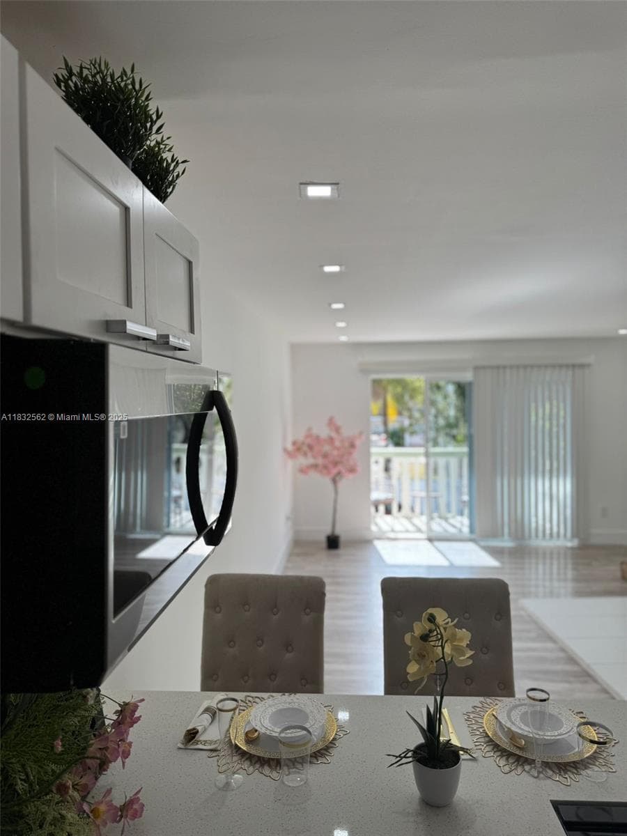 OLA CONDO · #C210 in Miami - Photo 3