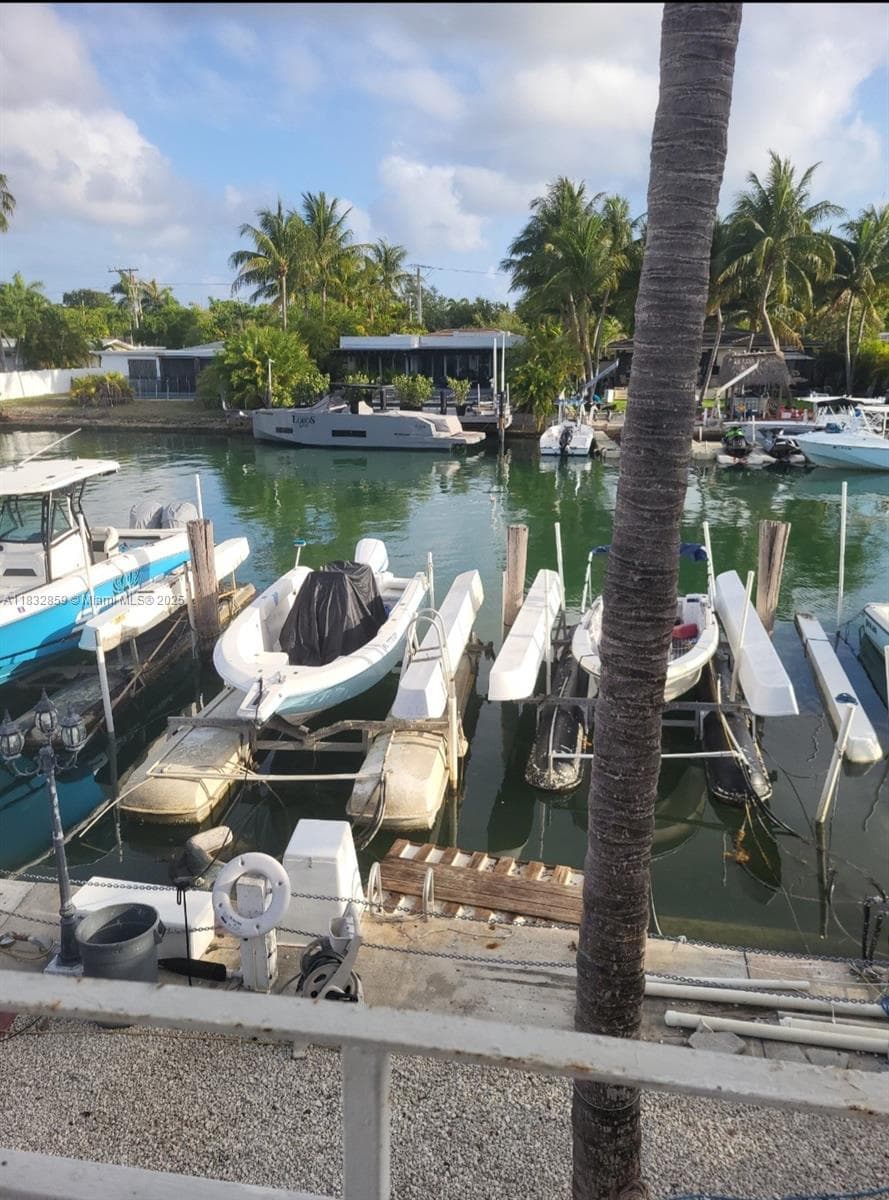 NORMANDY WATERWAY SUB · #7 in Miami Beach - Photo 9