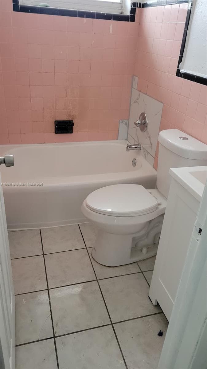 CORAL BAY MANOR · #2 in Florida City - Photo 9