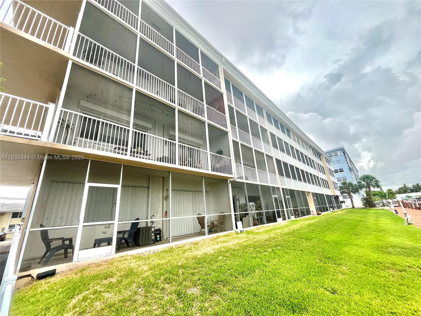BARCLAY SQUARE · #104 in Fort Lauderdale - Photo 26