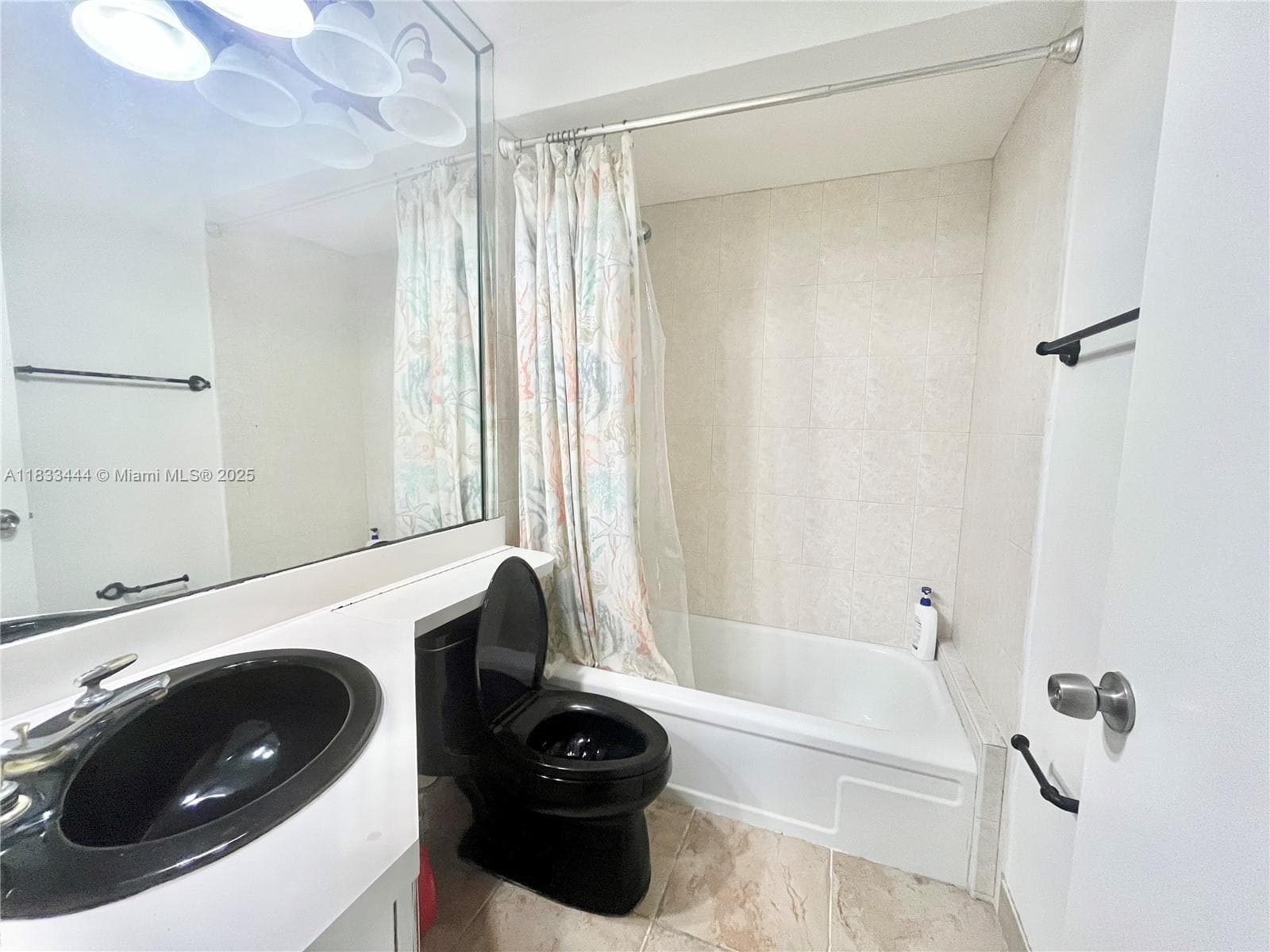 BARCLAY SQUARE · #104 in Fort Lauderdale - Photo 15
