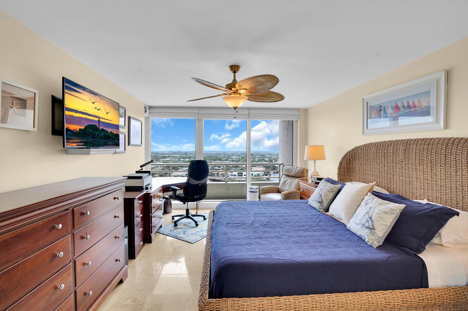 MASTER SUITE
