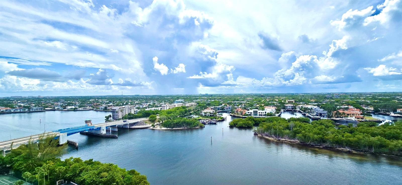 WEST VIEW: LAKE ROGERS/ INTRACOASTAL