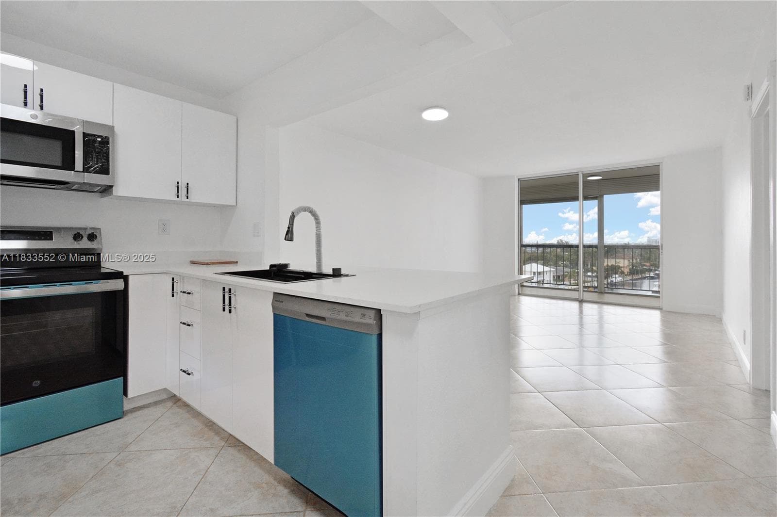 DELPHI TOWERS · #704 in Pompano Beach - Photo 6