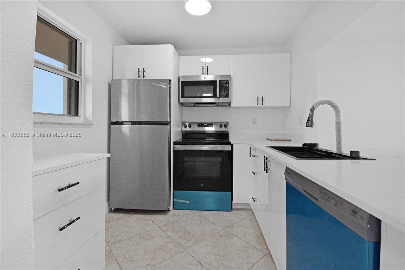 DELPHI TOWERS · #704 in Pompano Beach - Photo 3