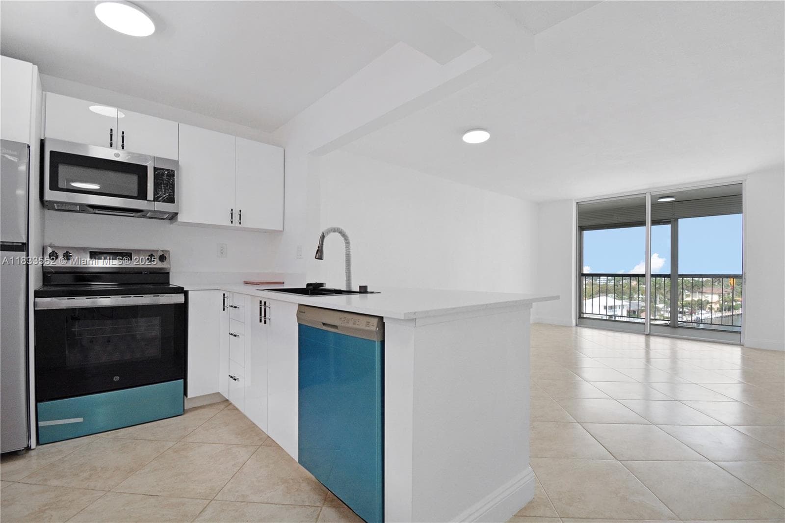 DELPHI TOWERS · #704 in Pompano Beach - Photo 5